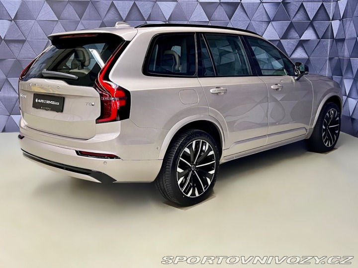 Volvo Ostatní modely XC90 T8 AWD DARK PLUS, TAŽNÉ, 2026