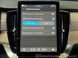 Volvo Ostatní modely XC90 T8 AWD PLUS DARK, TAŽNÉ, 2026