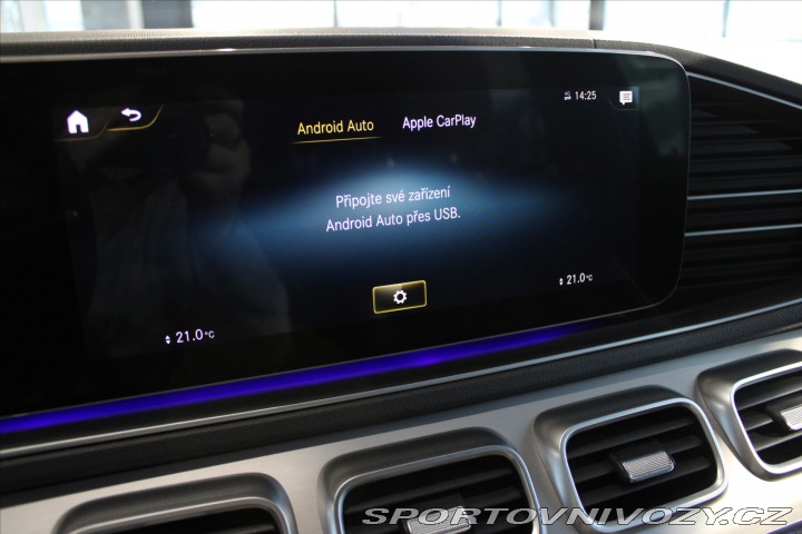 Mercedes-Benz Ostatní modely GLE 300d 4MATIC AMG Line 7Mís 2020