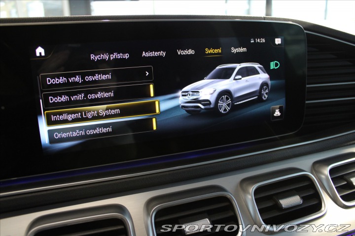 Mercedes-Benz Ostatní modely GLE 300d 4MATIC AMG Line 7Mís 2020