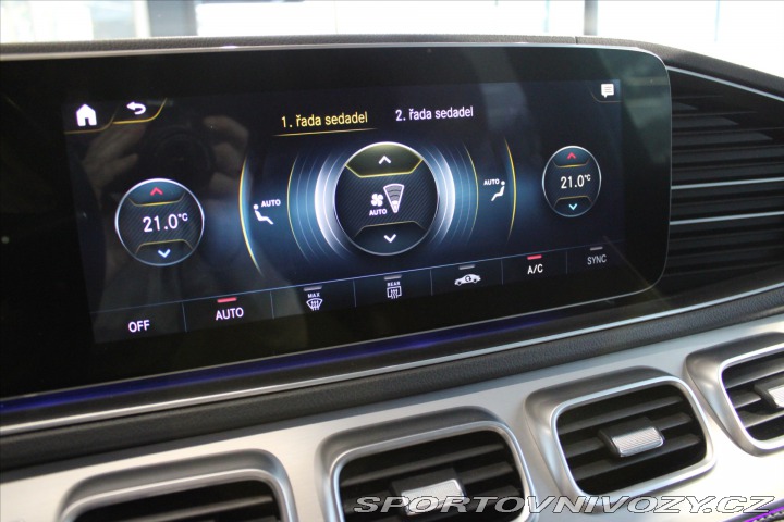 Mercedes-Benz Ostatní modely GLE 300d 4MATIC AMG Line 7Mís 2020