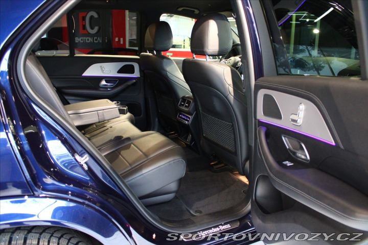 Mercedes-Benz Ostatní modely GLE 300d 4MATIC AMG Line 7Mís 2020