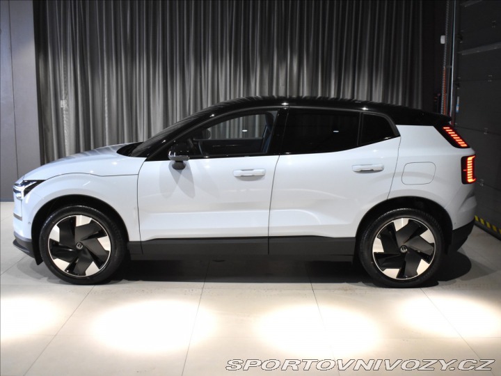 Volvo EX30 Ultra 1800