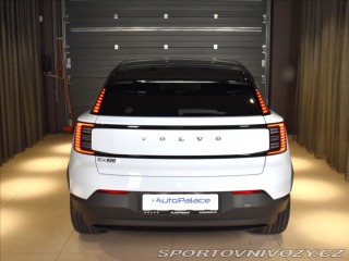 Volvo EX30 Ultra 1800