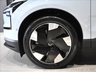 Volvo EX30 Ultra 1800