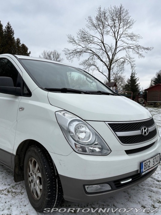Hyundai Ostatní modely H 1 2,5   125 kW | 8 míst | m 2011