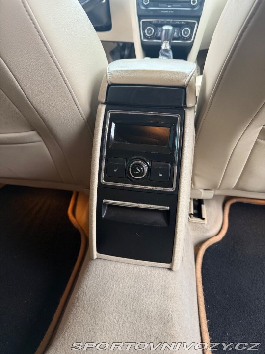 Škoda Superb 2,0   Laurin & Klemen 2012