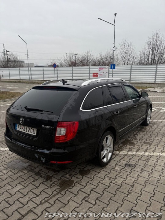 Škoda Superb 2,0   Laurin & Klemen 2012