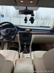 Škoda Superb 2,0   Laurin & Klemen 2012