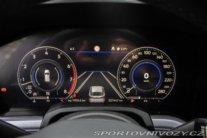 Volkswagen Ostatní modely Touareg 2021