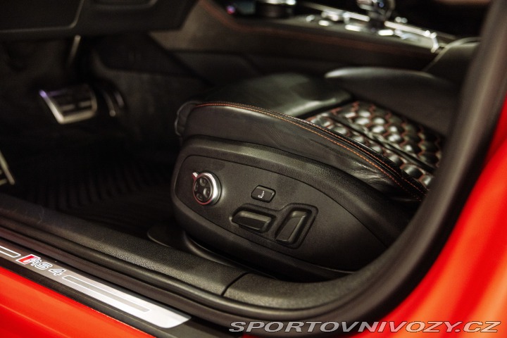 Audi RS4 B9 - DPH, komplet servis 2017