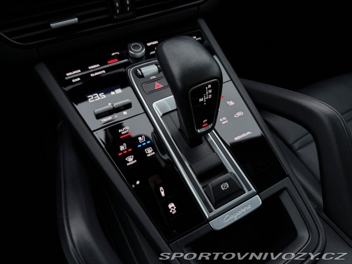 Porsche Cayenne Coupe E-Hybrid Chrono Vzd 2022