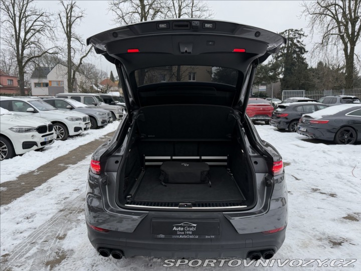 Porsche Cayenne Coupe E-Hybrid Chrono Vzd 2022
