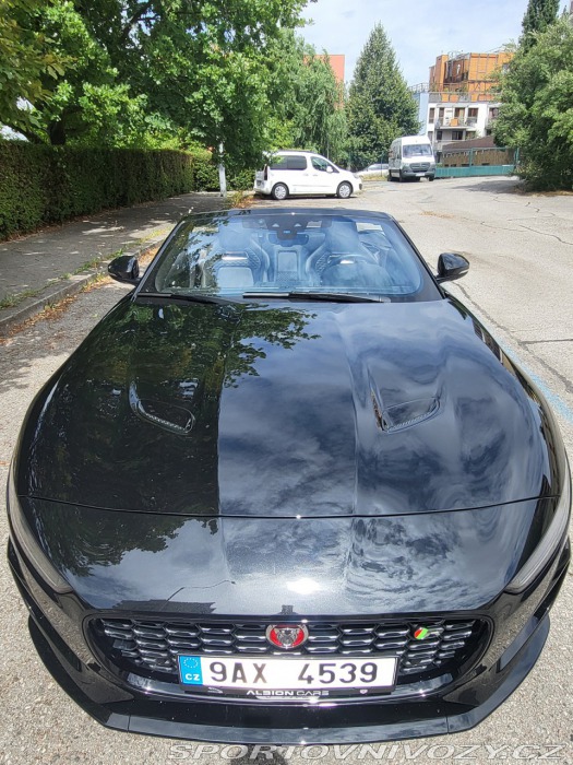 Jaguar F-Type osobní