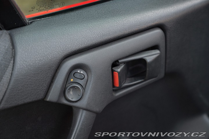 Opel Calibra CABRIOLET PIECHA 1993