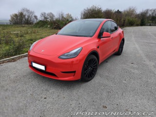 Tesla Model Y  2023