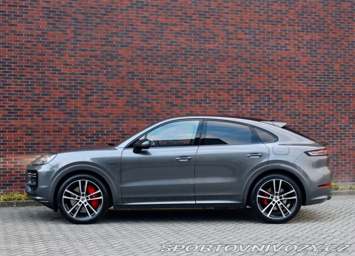 Porsche Cayenne Coupe Turbo 4.0 V8 E-Hyb 2024