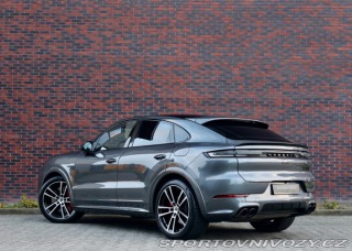 Porsche Cayenne Coupe Turbo 4.0 V8 E-Hyb 2024