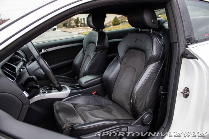 Audi A5 3.0 TDI DPF quattro S-Li 2008