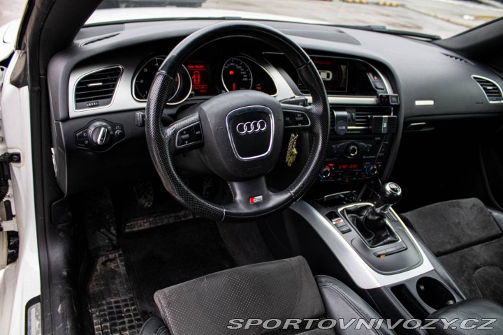 Audi A5 3.0 TDI DPF quattro S-Li 2008