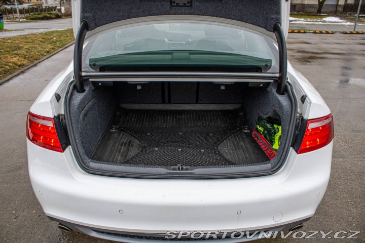 Audi A5 3.0 TDI DPF quattro S-Li 2008