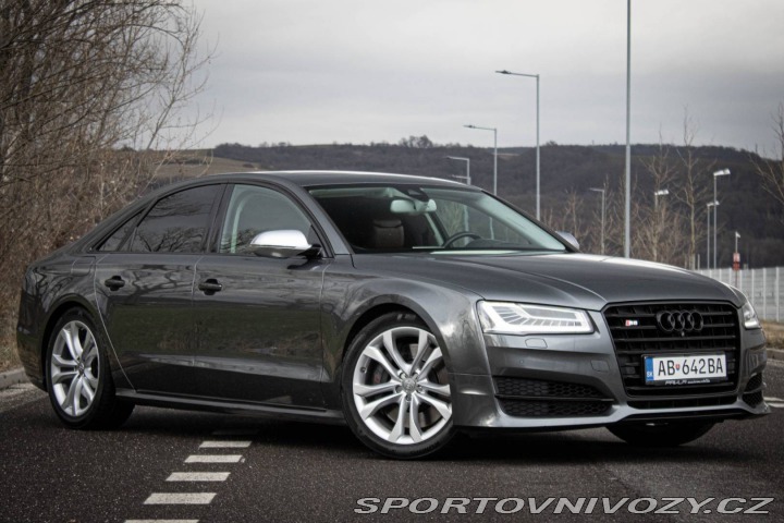 Audi S8 / SVK auto / TOP STAV! / 2015
