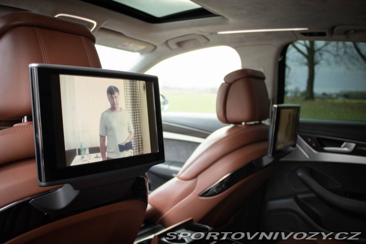 Audi S8 / SVK auto / TOP STAV! / 2015