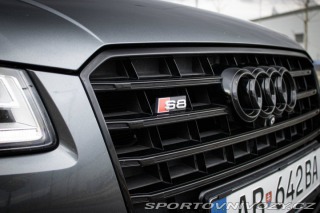 Audi S8 / SVK auto / TOP STAV! / 2015