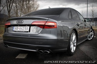 Audi S8 / SVK auto / TOP STAV! / 2015
