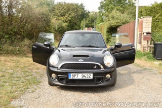 Mini Cooper Mini Cooper S (R56) 2011