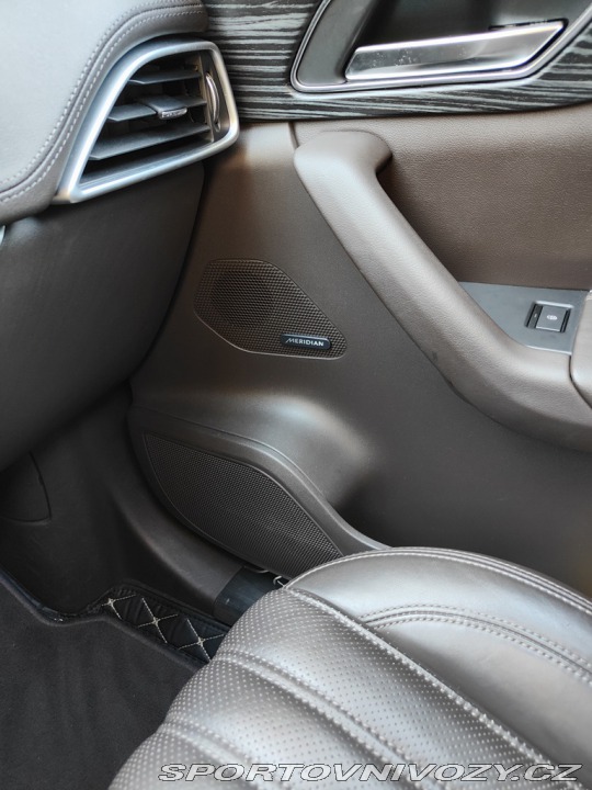 Jaguar F-Pace 3.0D V6 Portfolio AWD AT 2017