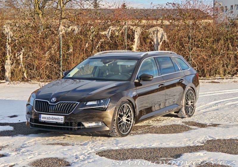 Škoda Superb 