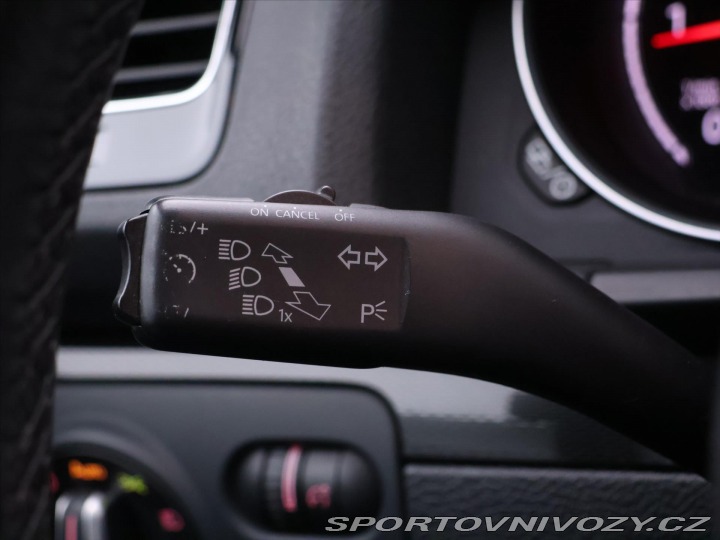 Volkswagen Scirocco 2,0 TDI 110kW DSG R-Line 2017