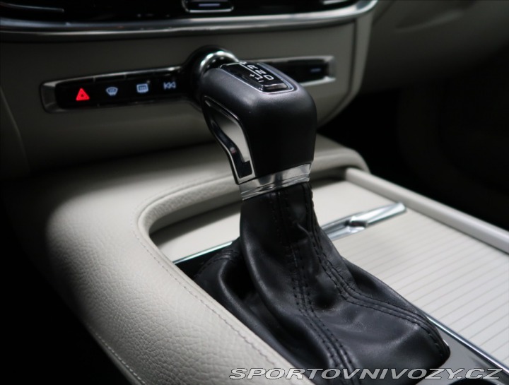 Volvo S90 2,0 D5 AWD INSCRIPTION ČR 2020