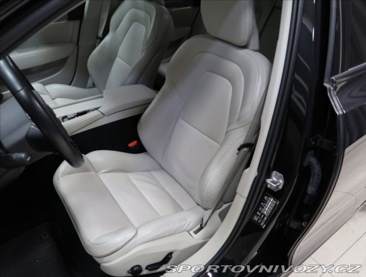Volvo S90 2,0 D5 AWD INSCRIPTION ČR 2020