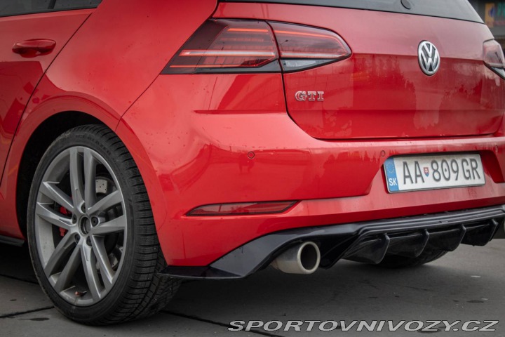 Volkswagen Golf GTI Performance 2.0 TSI 2018