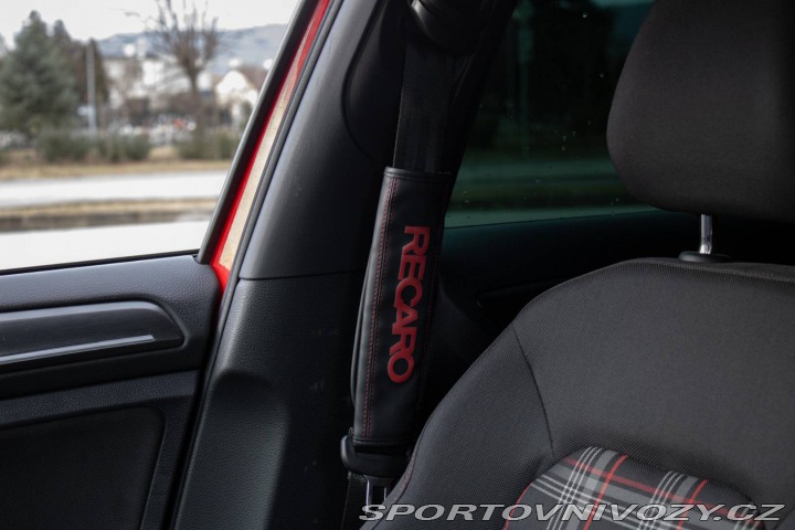 Volkswagen Golf GTI Performance 2.0 TSI 2018