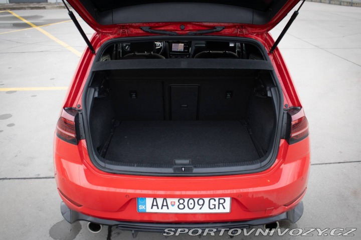 Volkswagen Golf GTI Performance 2.0 TSI 2018