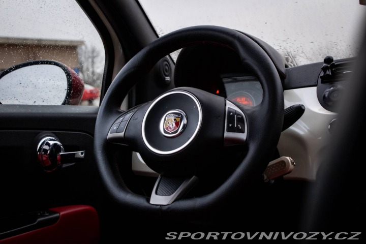 Abarth 500 1.4T 99kw MT/5 2009 / AJ 2009