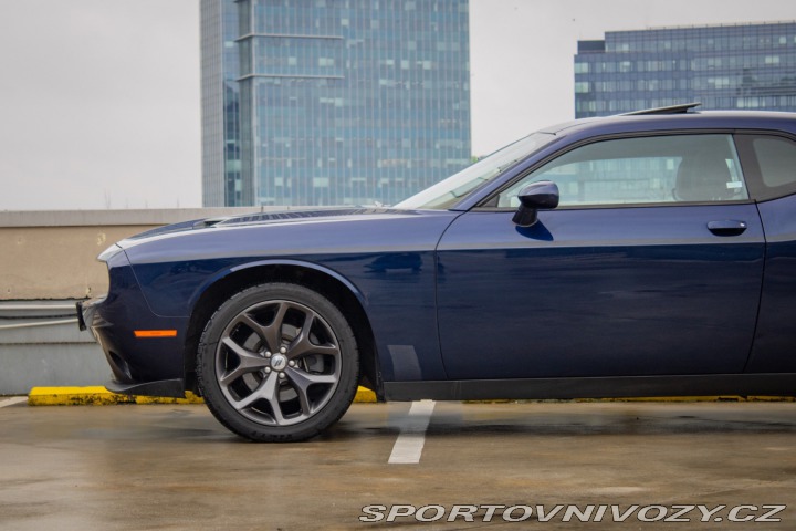 Dodge Challenger 3.6L V6 AT8, 224 kW, RWD 2015