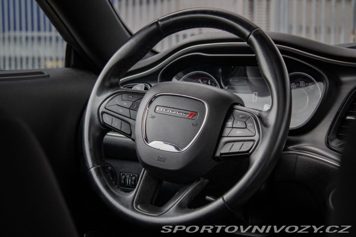 Dodge Challenger 3.6L V6 AT8, 224 kW, RWD 2015