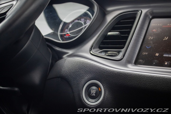 Dodge Challenger 3.6L V6 AT8, 224 kW, RWD 2015