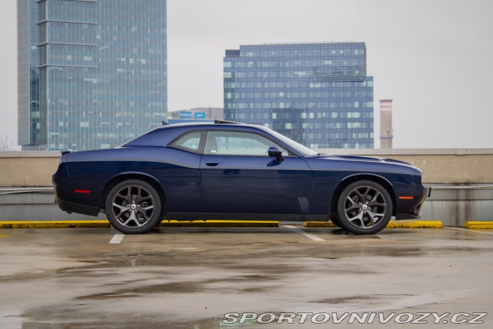 Dodge Challenger 3.6L V6 AT8, 224 kW, RWD 2015
