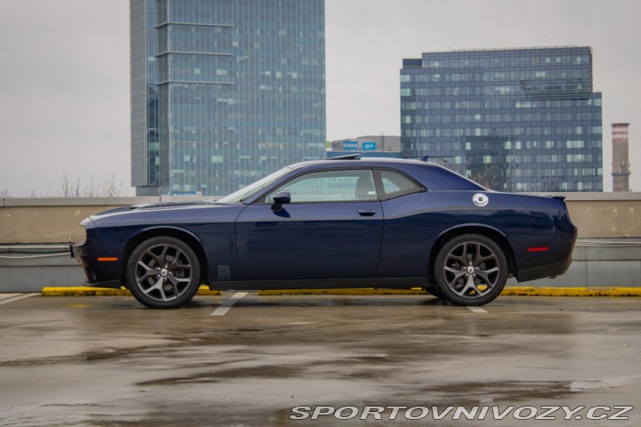 Dodge Challenger 3.6L V6 AT8, 224 kW, RWD 2015