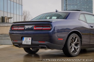 Dodge Challenger 3.6L V6 AT8, 224 kW, RWD 2015