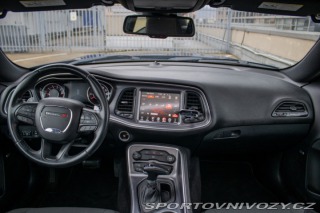 Dodge Challenger 3.6L V6 AT8, 224 kW, RWD 2015