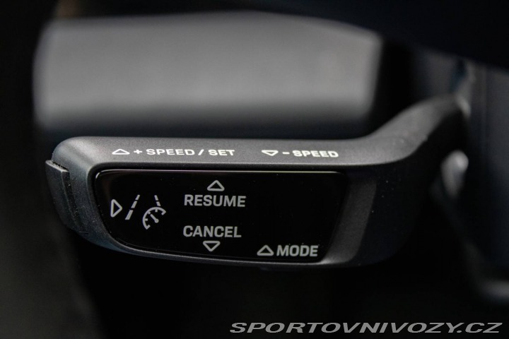 Porsche Taycan 350kw 2023 / AJ NA SPLÁT 2023