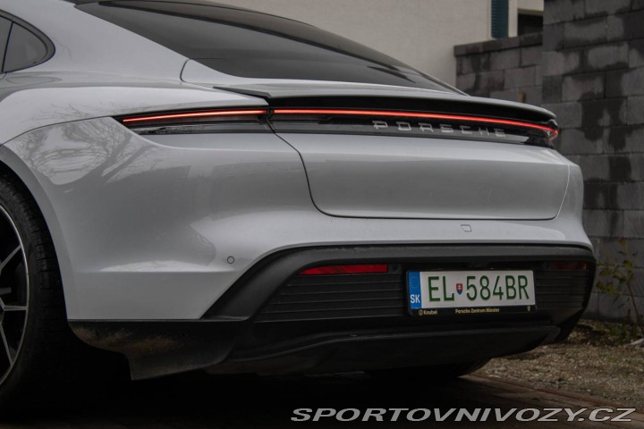 Porsche Taycan 350kw 2023 / AJ NA SPLÁT 2023
