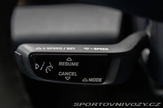 Porsche Taycan 350kw 2023 / AJ NA SPLÁT 2023