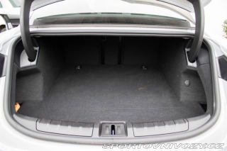 Porsche Taycan 350kw 2023 / AJ NA SPLÁT 2023